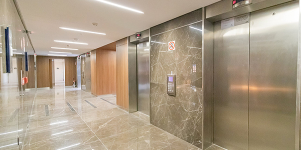 非若特彩色不銹鋼板：不銹鋼電梯門(mén)套特點(diǎn)說(shuō)明