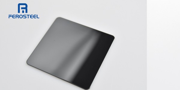 黑鈦不銹鋼板 | 光潔度強(qiáng)、耐腐性強(qiáng)、有質(zhì)感